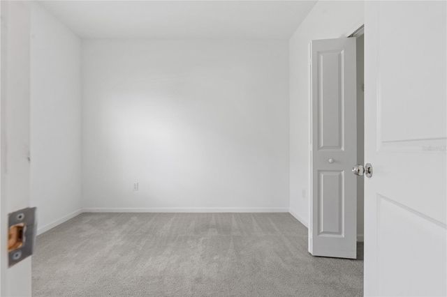 5637 SW 93RD STREET, Ocala, FL 34476
