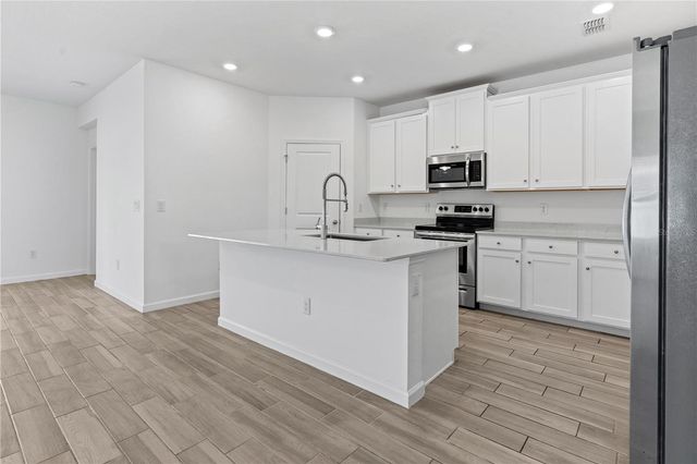 5637 SW 93RD STREET, Ocala, FL 34476