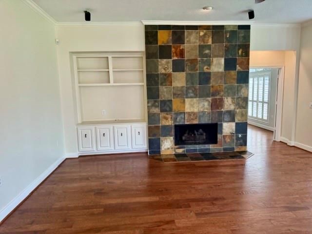 1810 Rippling Water Court, Sugar Land, TX 77479