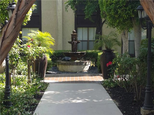 535 W Duarte Road 5, Arcadia, CA 91007