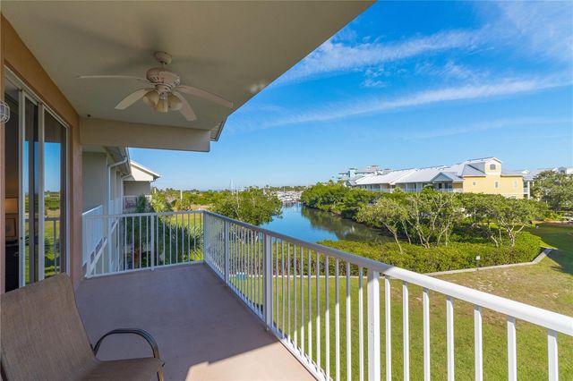 3255 MANGROVE POINT DRIVE, Ruskin, FL 33570