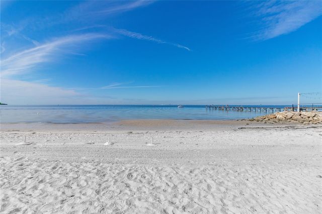 3255 MANGROVE POINT DRIVE, Ruskin, FL 33570