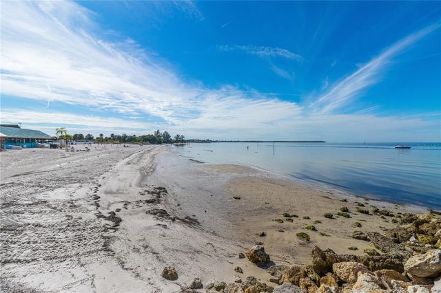 3255 MANGROVE POINT DRIVE, Ruskin, FL 33570