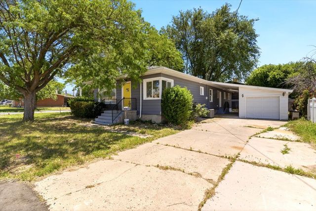 671 W 1800 N, Clinton, UT 84015