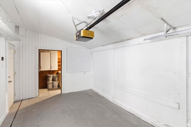 671 W 1800 N, Clinton, UT 84015