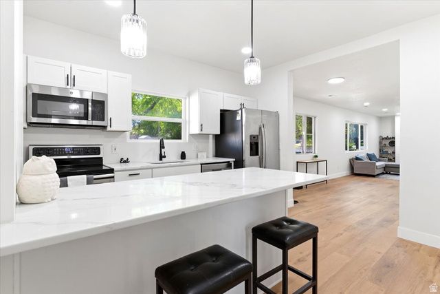 671 W 1800 N, Clinton, UT 84015