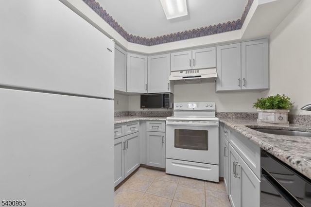 22 Pine Court 22, Bedminster Twp., NJ 07921