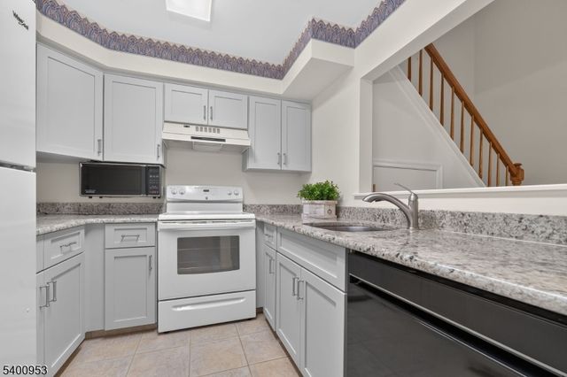 22 Pine Court 22, Bedminster Twp., NJ 07921