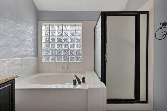 7914 Coastway Drive, Rowlett, TX 75088