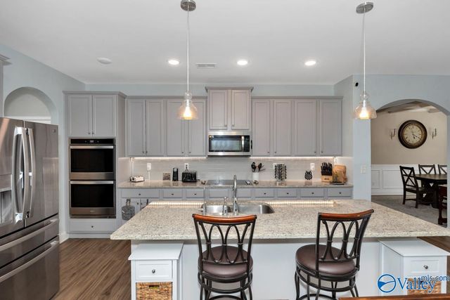 123 Chesire Cove Lane, New Market, AL 35761