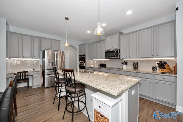 123 Chesire Cove Lane, New Market, AL 35761
