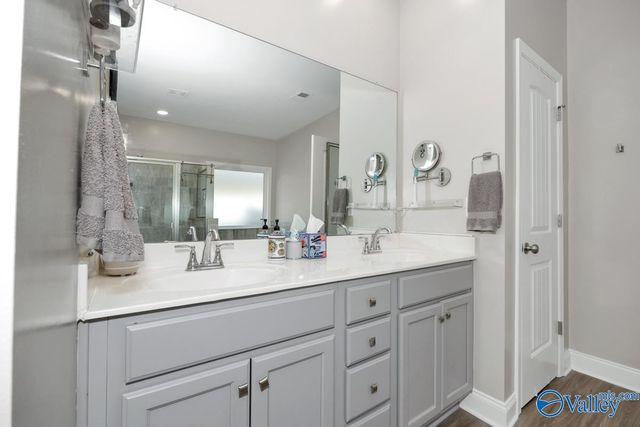 123 Chesire Cove Lane, New Market, AL 35761