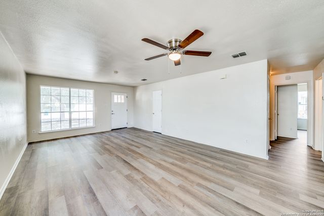 10251 Crystal, Universal City, TX 78148