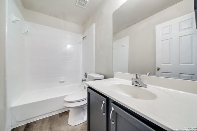 10251 Crystal, Universal City, TX 78148