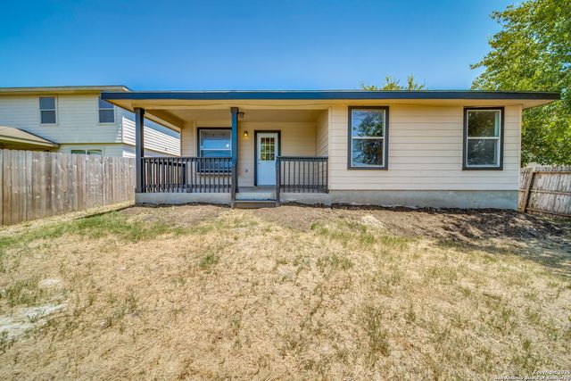 10251 Crystal, Universal City, TX 78148