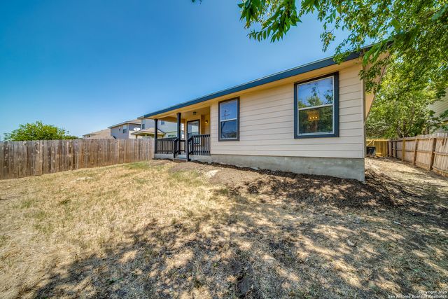 10251 Crystal, Universal City, TX 78148