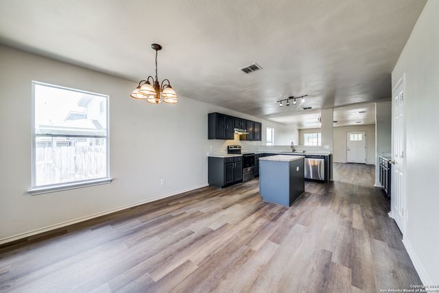 10251 Crystal, Universal City, TX 78148