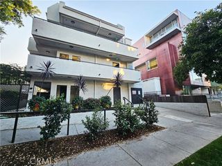 156 S Oak Knoll 209, Pasadena, CA 91101