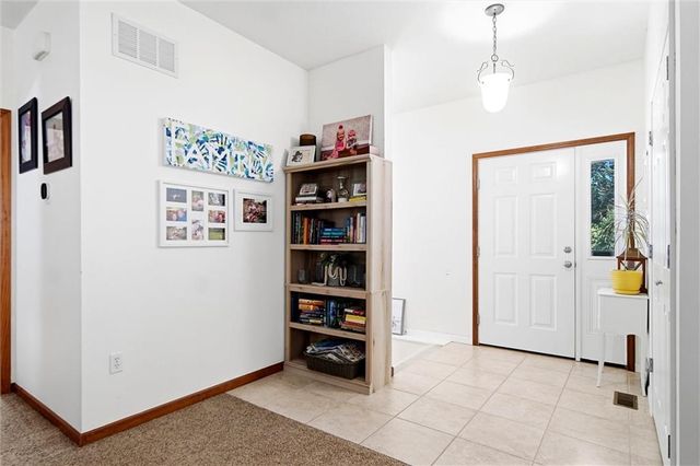511 N Rebecca Lane, Lawrence, KS 66044