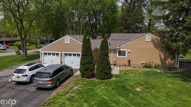 149 Orchardale Drive, Rochester, MI 48309
