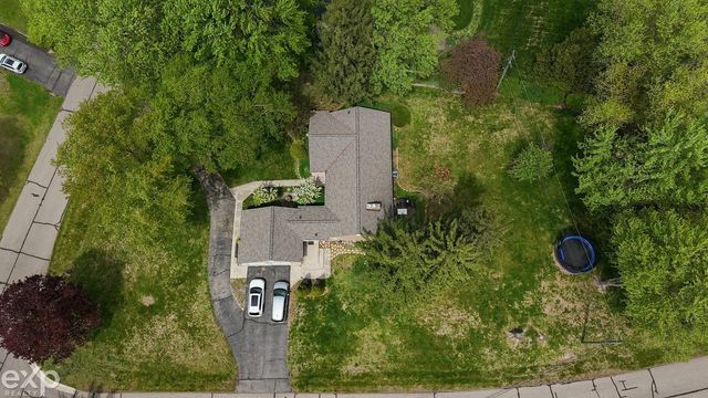 149 Orchardale Drive, Rochester, MI 48309