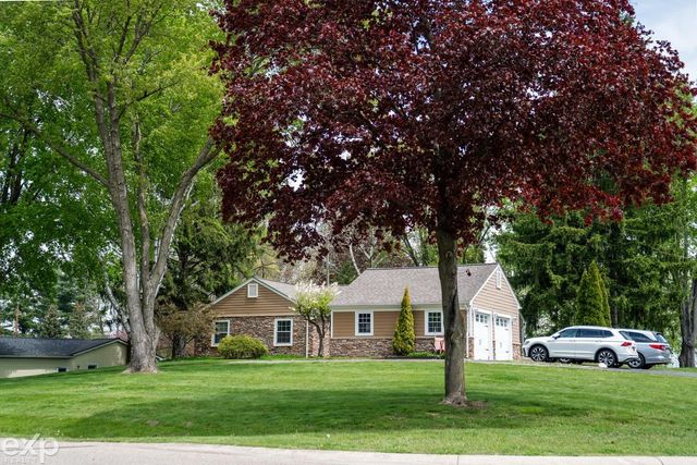 149 Orchardale Drive, Rochester, MI 48309