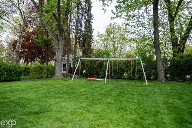 149 Orchardale Drive, Rochester, MI 48309