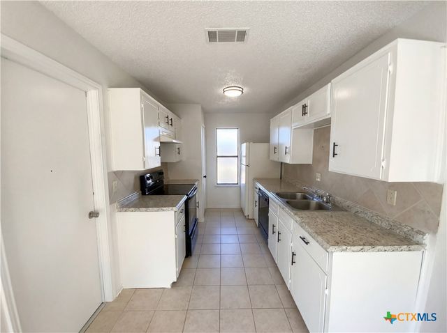 2001 Cimmaron Drive, Killeen, TX 76543