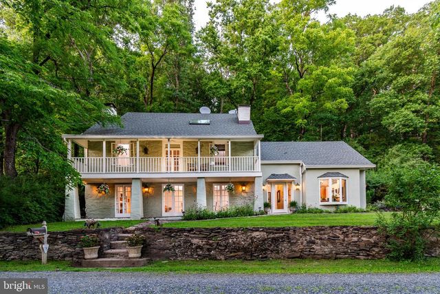 21 OLD RIVER RD, Lambertville, NJ 08530