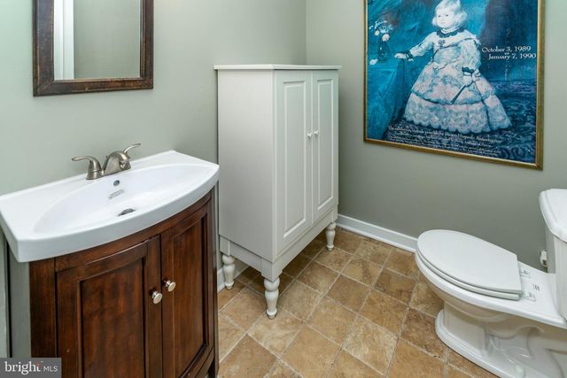 21 OLD RIVER RD, Lambertville, NJ 08530