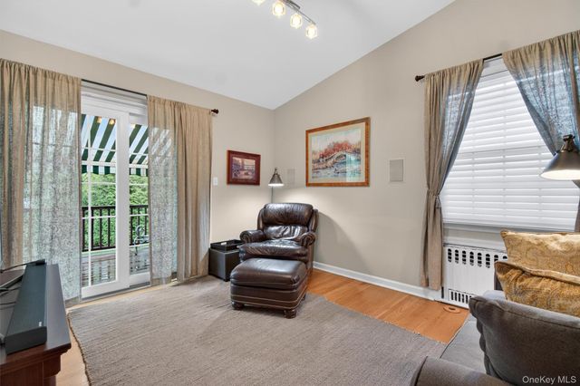 54 Seneca Avenue, White Plains, NY 10603