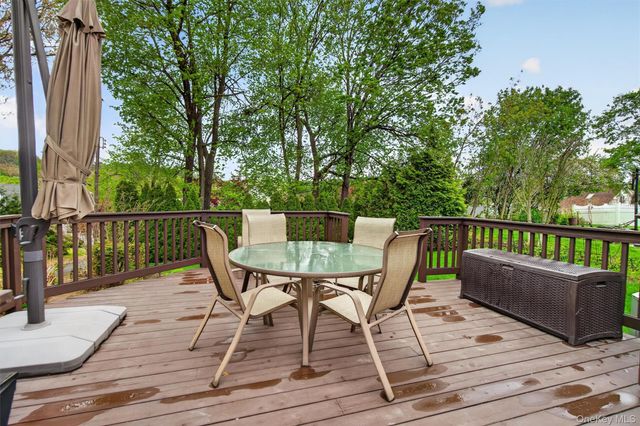 54 Seneca Avenue, White Plains, NY 10603