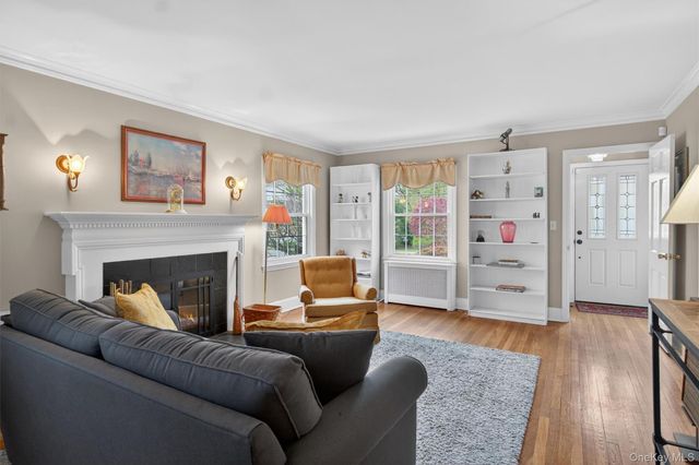 54 Seneca Avenue, White Plains, NY 10603