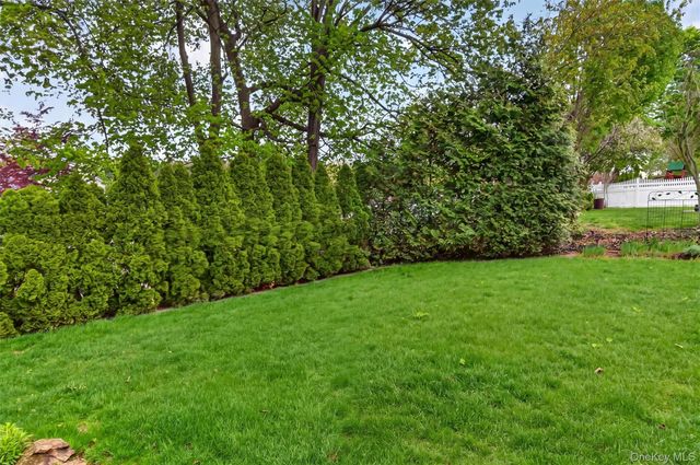 54 Seneca Avenue, White Plains, NY 10603