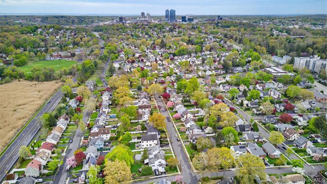 54 Seneca Avenue, White Plains, NY 10603