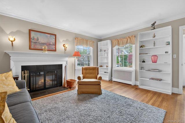 54 Seneca Avenue, White Plains, NY 10603