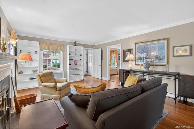 54 Seneca Avenue, White Plains, NY 10603