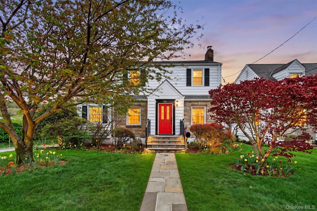 54 Seneca Avenue, White Plains, NY 10603