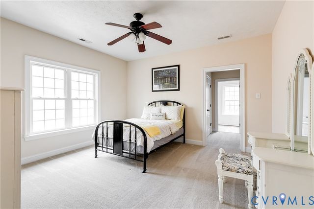 13486 Lower Lakes Pl, Ashland, VA 23005