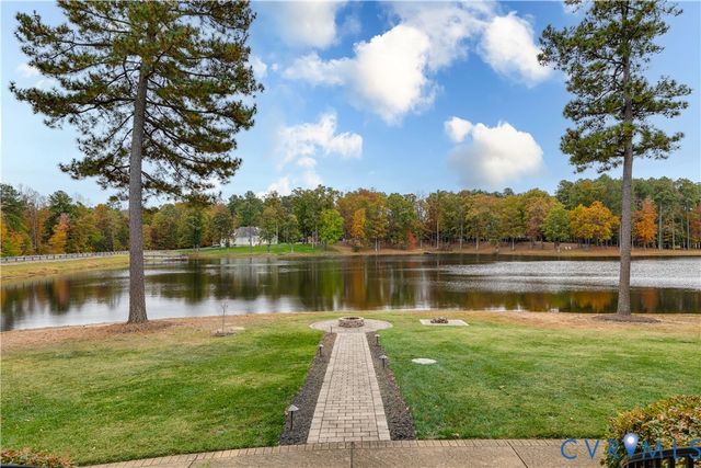 13486 Lower Lakes Pl, Ashland, VA 23005
