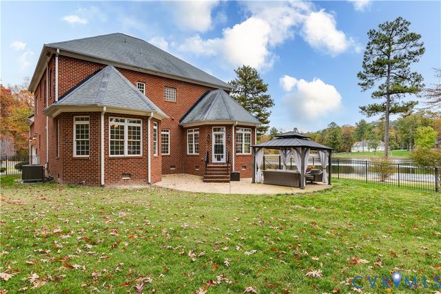 13486 Lower Lakes Pl, Ashland, VA 23005