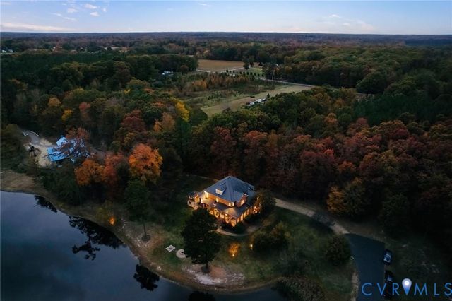 13486 Lower Lakes Pl, Ashland, VA 23005