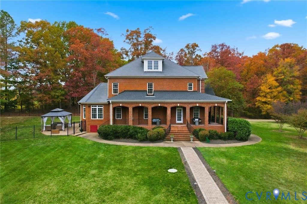 13486 Lower Lakes Pl, Ashland, VA 23005