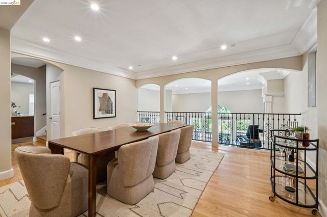 6929 Bristol Dr, Berkeley, CA 94705