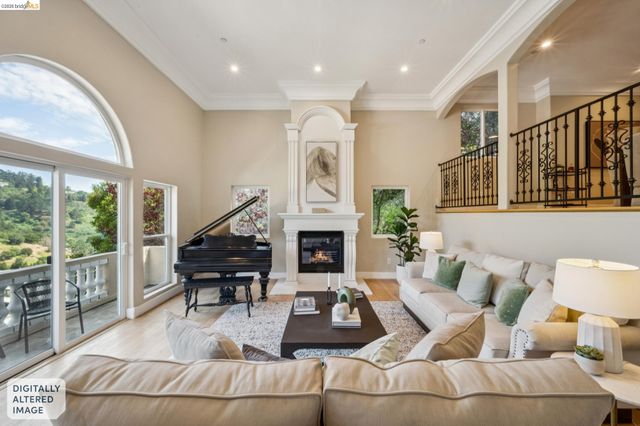 6929 Bristol Dr, Berkeley, CA 94705