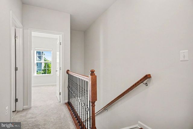 1643 DOROTHY LN, Woodbridge, VA 22191