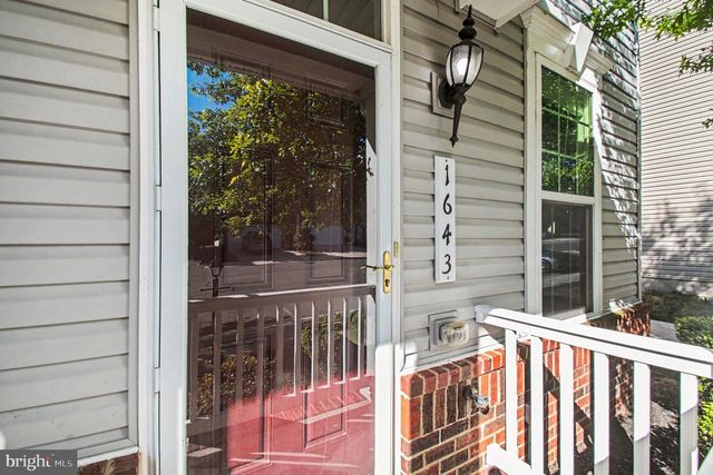 1643 DOROTHY LN, Woodbridge, VA 22191