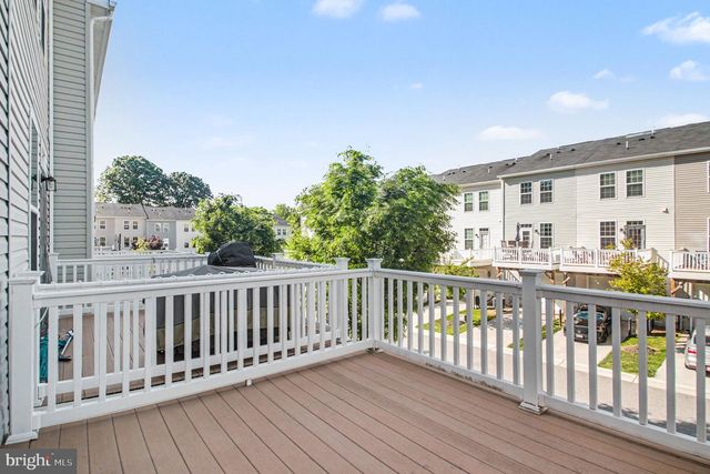 1643 DOROTHY LN, Woodbridge, VA 22191