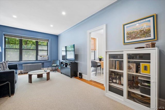 143 Garth Road 5L, Scarsdale, NY 10583