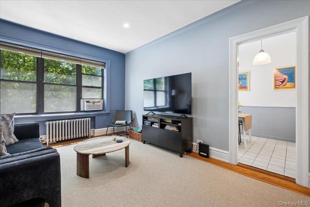 143 Garth Road 5L, Scarsdale, NY 10583